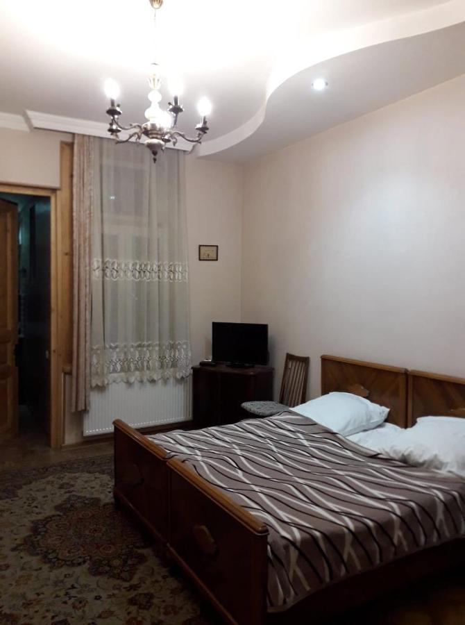 Old House Rustaveli 호텔 보르조미 외부 사진